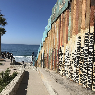 episode Una tierra desconocida: Baja California artwork