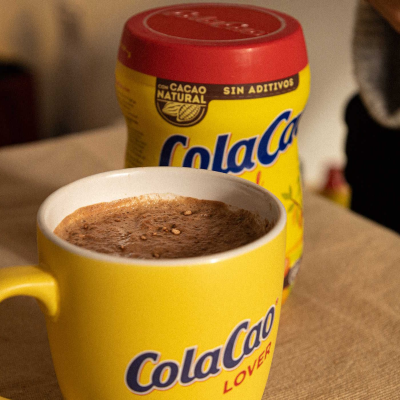 episode Nostalgia, grumitos y una receta secreta: así construyó Cola Cao su imperio del cacao artwork