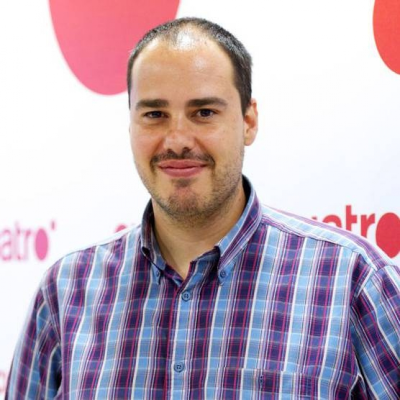 episode Entrevista a Antonio Pampliega: ¿Qué tiene Ariana de tantas mujeres afganas reales? artwork