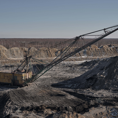 episode Ukraine, U.S. reach minerals deal: officials artwork