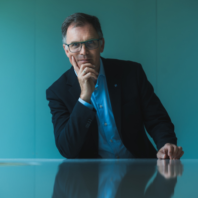 episode Det huer ikke Peter Møllgaard at sige det: ”Men vi ledere er nødt til at være mindre naive” artwork