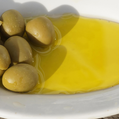 episode Luxusgut Olivenöl - Bringt der Klimawandel die Olive nach Deutschland? artwork
