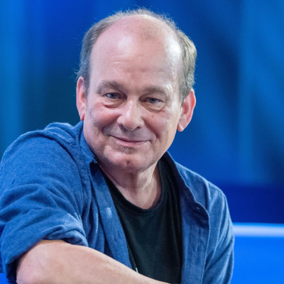 episode Ein beeindruckendes Buch: Peter Wawerzineks „Rom sehen und nicht sterben“ artwork