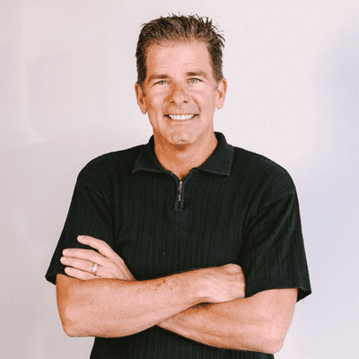 episode [Episode 10]: Michael McIntyre - Learn from the Christian Entrepreneur who has built a $300 million dollar insurance company & helped IPO a BILLION dollar insurance company artwork