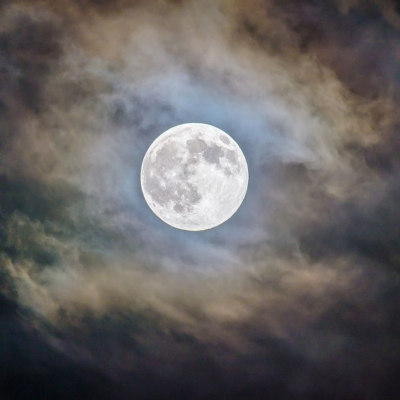 episode Sicut luna perfecta - Semanas Pascuales - 10/05/25 artwork