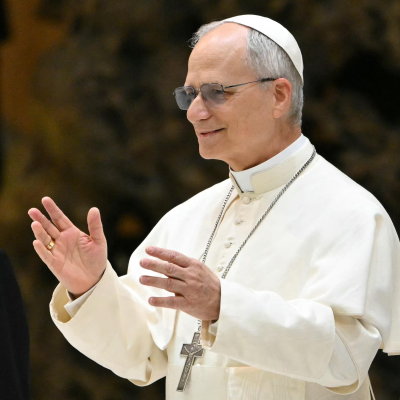 episode KI und Kirche - Warum selbst der Papst über Künstliche Intelligenz nachdenkt artwork
