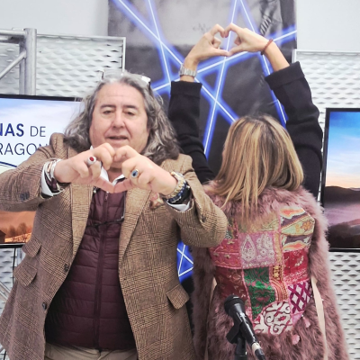 episode Las Mañanas de Onda Aragonesa: Emilio Biel y Belén Aranda (12/12/2025) artwork