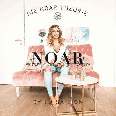 Die NOAR - Theorie (nothing occurs at random) by Luisa Lion