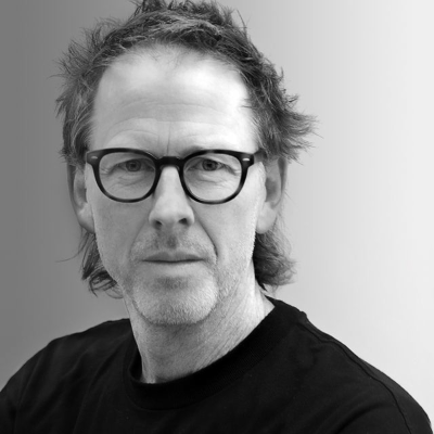 episode Alastair Stephen : Fin - 25 years in Motion design & VFX & Producing for Marvel & Netflix artwork