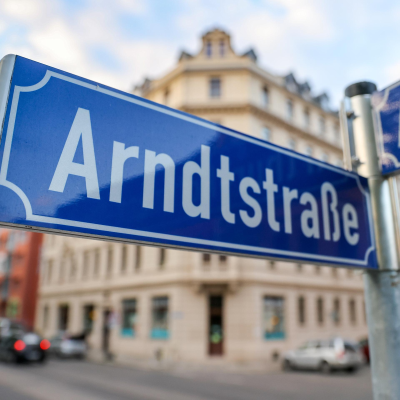 episode Umstrittene Namensgeber - Wann sollten Straßen umbenannt werden? artwork