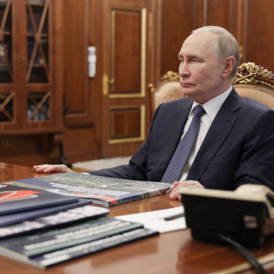 episode Cinco Continentes - Putin desquicia a Donald Trump artwork