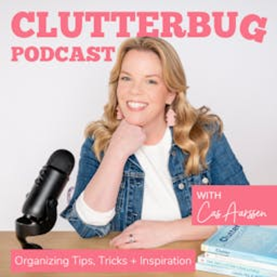 Kansikuva näyttelystä Clutterbug - Real-Life Hacks and Tips to Declutter, Organize and Clean your Home Fast