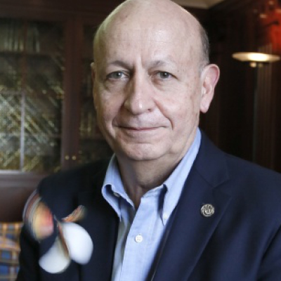 episode Lorenzo Rosenzweig: "Para los indígenas las mariposas monarca representan las almas de sus antepasados" artwork