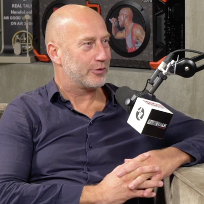 episode Arjan Erkel over Brute Ontvoering: 'Ik zat 607 Dagen Vast in een Ondergrondse Cel' artwork