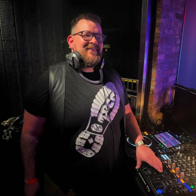 Tim Arnold Presents Beefbox Radio