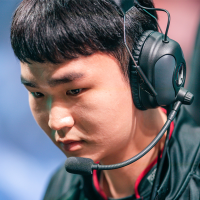 episode MSF GorillA on his change in play style, happy gorillas, and Misfits' LEC performance artwork