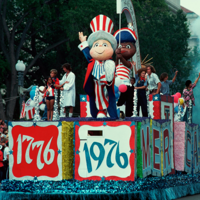 episode Who Gets To Rewrite History? (with Jill Lepore) artwork