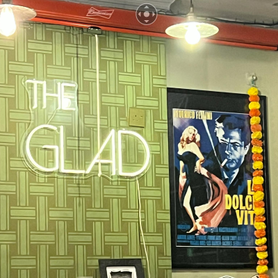 episode The Bumper End of Season Pod at The Glad artwork