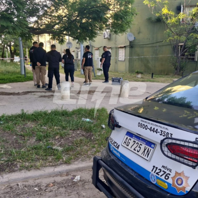 episode Homicidio en barrio Centenario: asesinaron a tiros a un hombre en la zona de Fonavis artwork