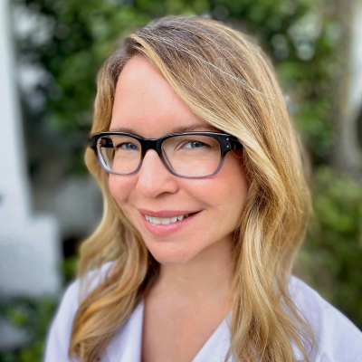 episode Ep. 228 Sinus Headaches vs. Migraines: Diagnosis and Treatment with Dr. Jessica Lee artwork