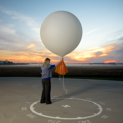 episode How do weather stations predict the weather? artwork
