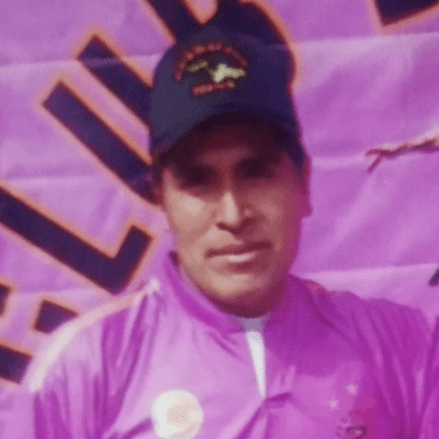 PADRE NO ES QUE ENGENDRA A SUS HIJOS , SI NO EL QUE CRIA Y AMA A SUS HIJOS
