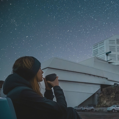 episode Ep518_A: Vera Rubin Observatory; Wow!; Sigmas y Bayes; M87* artwork