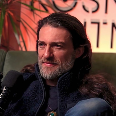 episode Estas Tonne: Discovering and living your authentic SELF - Kosmicki Putnici 072 artwork