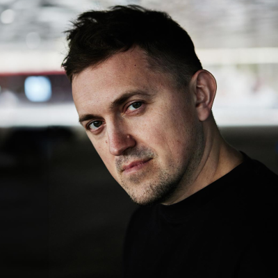 episode Spartaque, As Ide - Electric Wave artwork