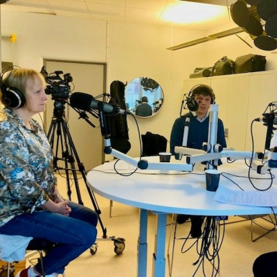 episode Avsnitt 11 - Tillsammans i pandemins spår artwork