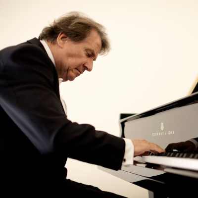 episode Der Pianist Rudolf Buchbinder – Esprit und Spontaneität artwork