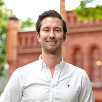 episode Fra konsulent til suksessfull sex-tech-gründer: Slik bygde Jens Petter Wilhelmsen “The Handy” fra 0 til 75 MNOK i omsetning og salg til PE-selskap artwork