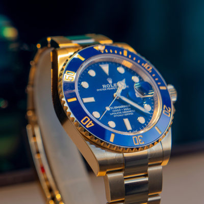 episode The Paradox of Desire: Understanding the World of Counterfeit Luxury Goods artwork