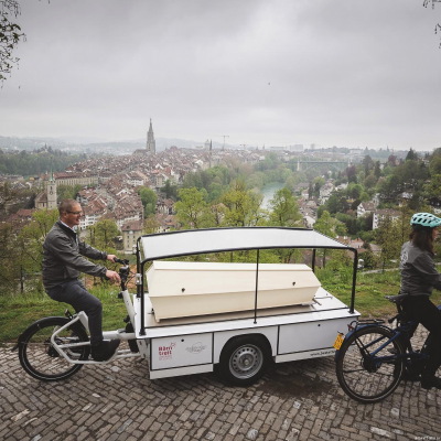 episode Die letzte Fahrt: zum Friedhof mit dem Lastenrad artwork