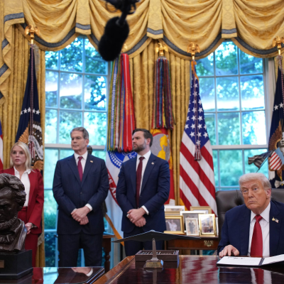 episode The "stuck economy," tariffs and Wall Street artwork