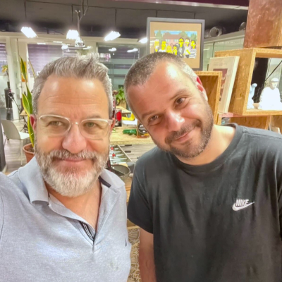 episode האם אנחנו מודדים את הדבר הלא נכון? פרק 403 עם ולד סבידלר, פלנר ומומחה במדעי השיווק artwork