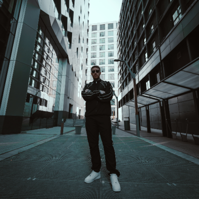 episode Never Fold artwork