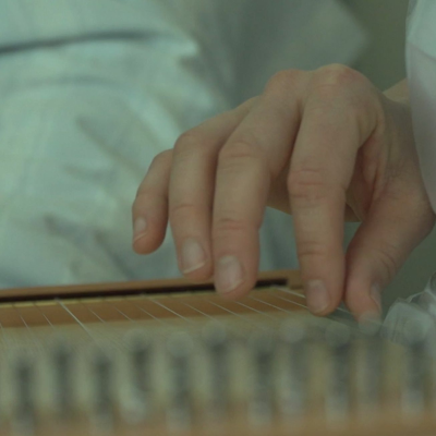 episode Vila med Sus rogivande musikalisk stund med monochord-harpan artwork