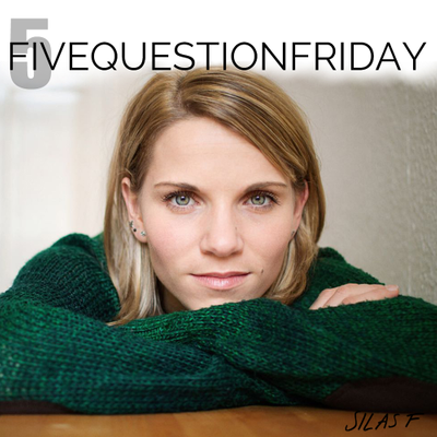 episode 04. Warum es wichtig ist vielseitig zu bleiben und wie man Schauspieler wird mit Maria Kempken - FIVEQUESTIONFRIDAY artwork