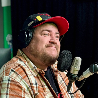 episode Erik Ekstrand blev jagad ur radiohuset: ”Mumifierade reliker” artwork