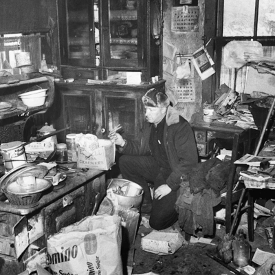 episode E11 | Mother - The Ed Gein Story artwork