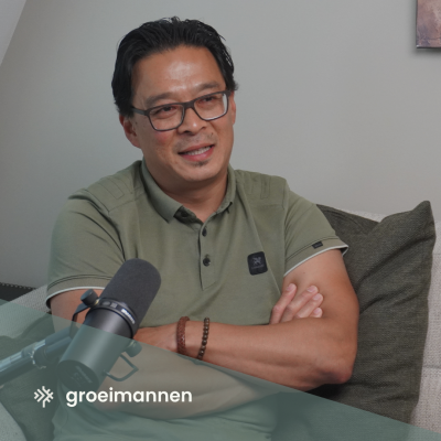 episode #0044 - Van overleven, naar voorleven: Adoptie en je indentiteit als man artwork