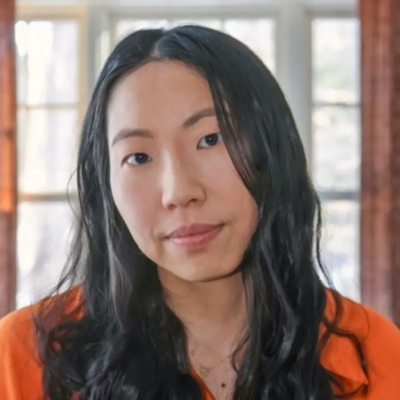 episode Cindy Juyong Ok speaks to Sarah Hesketh - on translating Kim Hyesoon, and more artwork