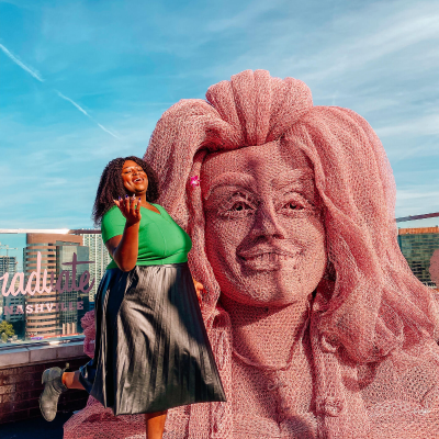 episode The Lady Who Travels artwork