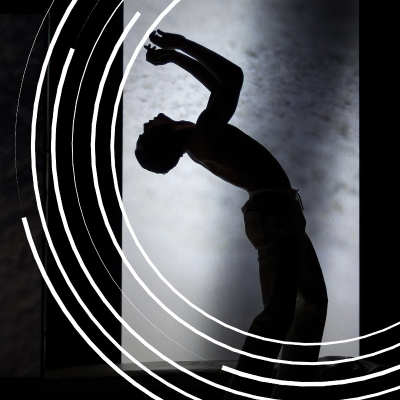 episode Z druhé galerie: Nohy máš jen jedny a hlasivky nesmí bolet. Jaký vztah mají ke svým tělům tanečníci, zpěváci i herci? artwork