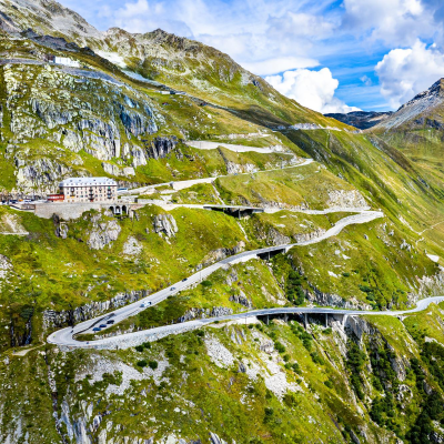 episode Sur la route (3/5) : La conquête des cols artwork
