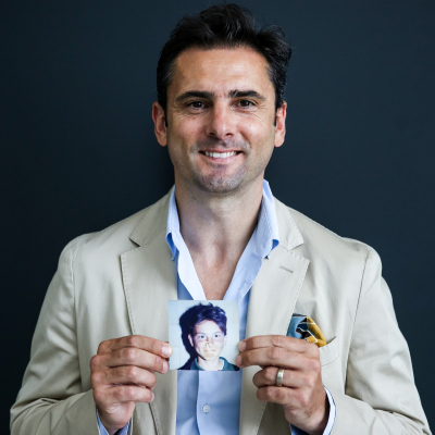 episode Hélder Postiga: “O meu pai era pescador e a felicidade dele contagiava todos. Guardo esses momentos na memória porque marcam e sei que custaram sofrimento e dedicação para serem alcançados” artwork
