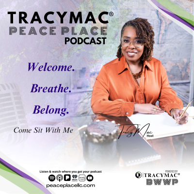 Kansikuva näyttelystä TracyMac Peace Place