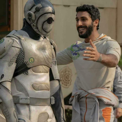 episode Murderbot Is Ready for Its Close-Up (But Not Eye Contact) artwork