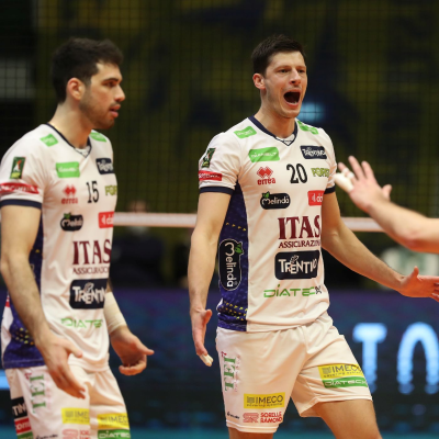 episode Lisinac, Lavia e Lorenzetti dopo il 3-1 a Monza in SuperLega artwork